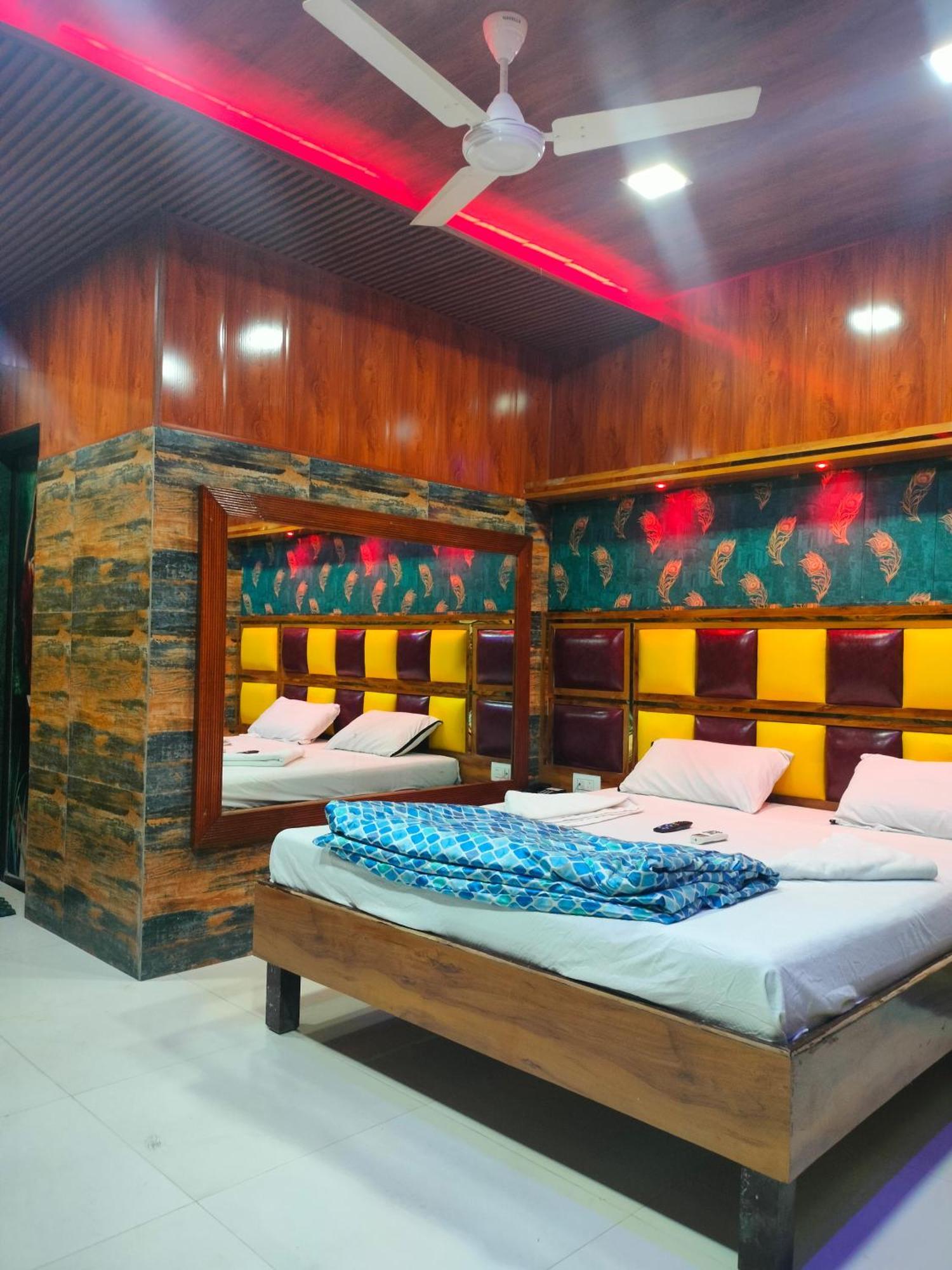 Spring Resort & Lodging Mumbai Exterior foto